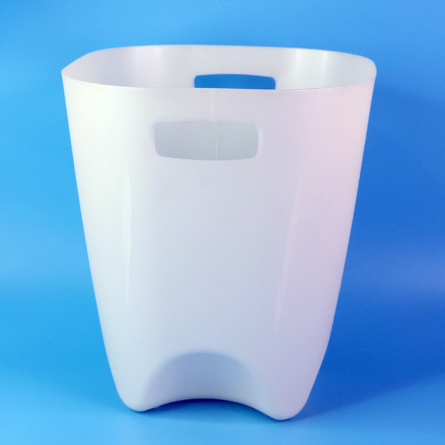 Multipurpose Modern Dustbin for Office and Home (26x23 Cm) Multipurpose Modern Dustbin for Office and Home (26x23 Cm)